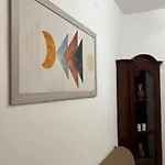 Veterani House 33 チェファル
