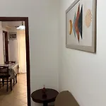 Veterani House 33 チェファル