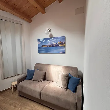 Veterani House 33 Apartment *