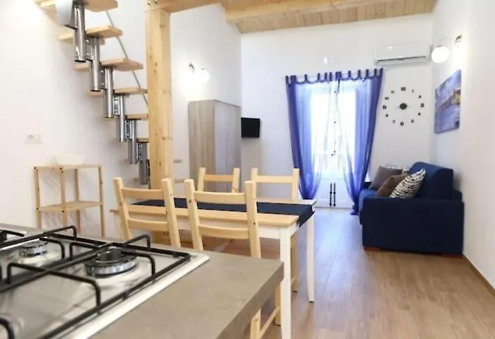 Veterani House 33 * Cefalu